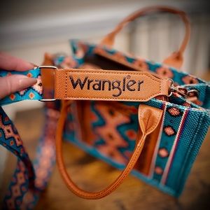 Wrangler purse, large strap